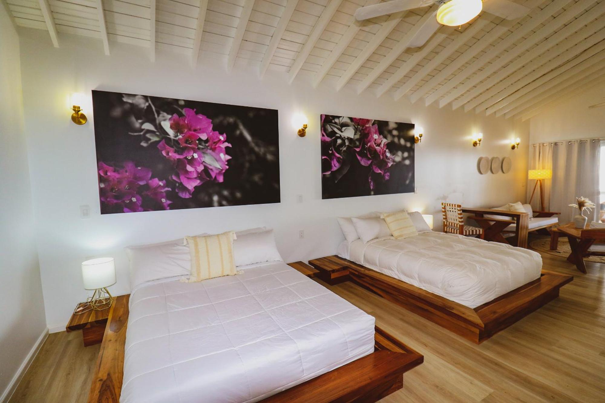 Luna Beach Luxury Boutique Beach Front Resort Jobs Bight Exterior photo