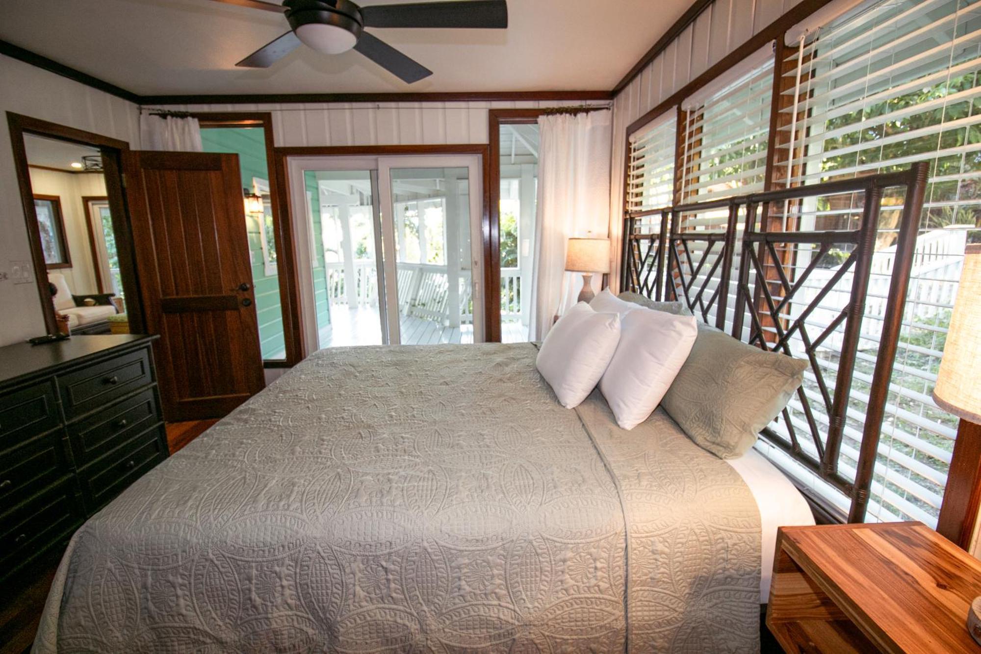 Luna Beach Luxury Boutique Beach Front Resort Jobs Bight Exterior photo