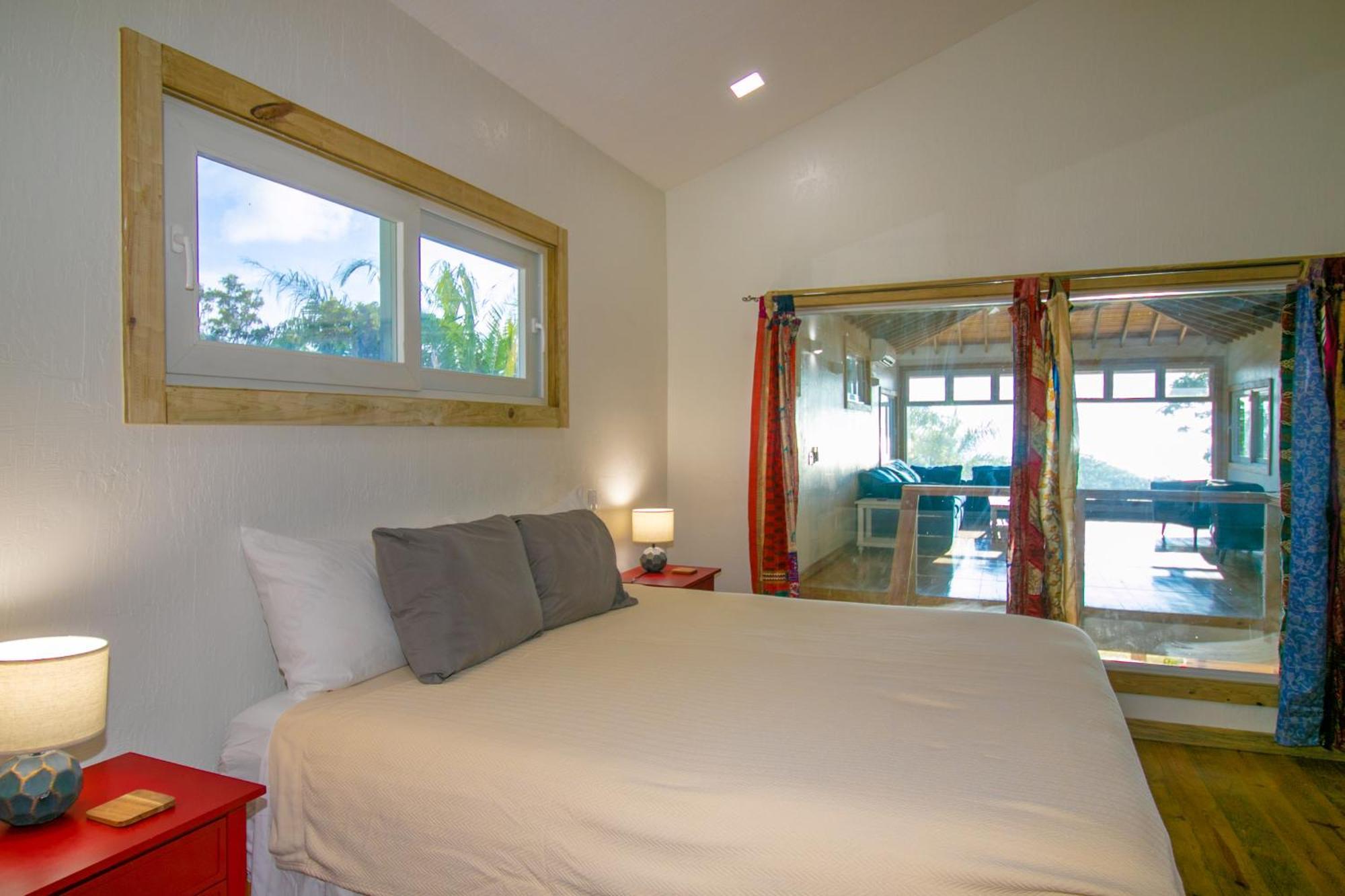 Luna Beach Luxury Boutique Beach Front Resort Jobs Bight Exterior photo